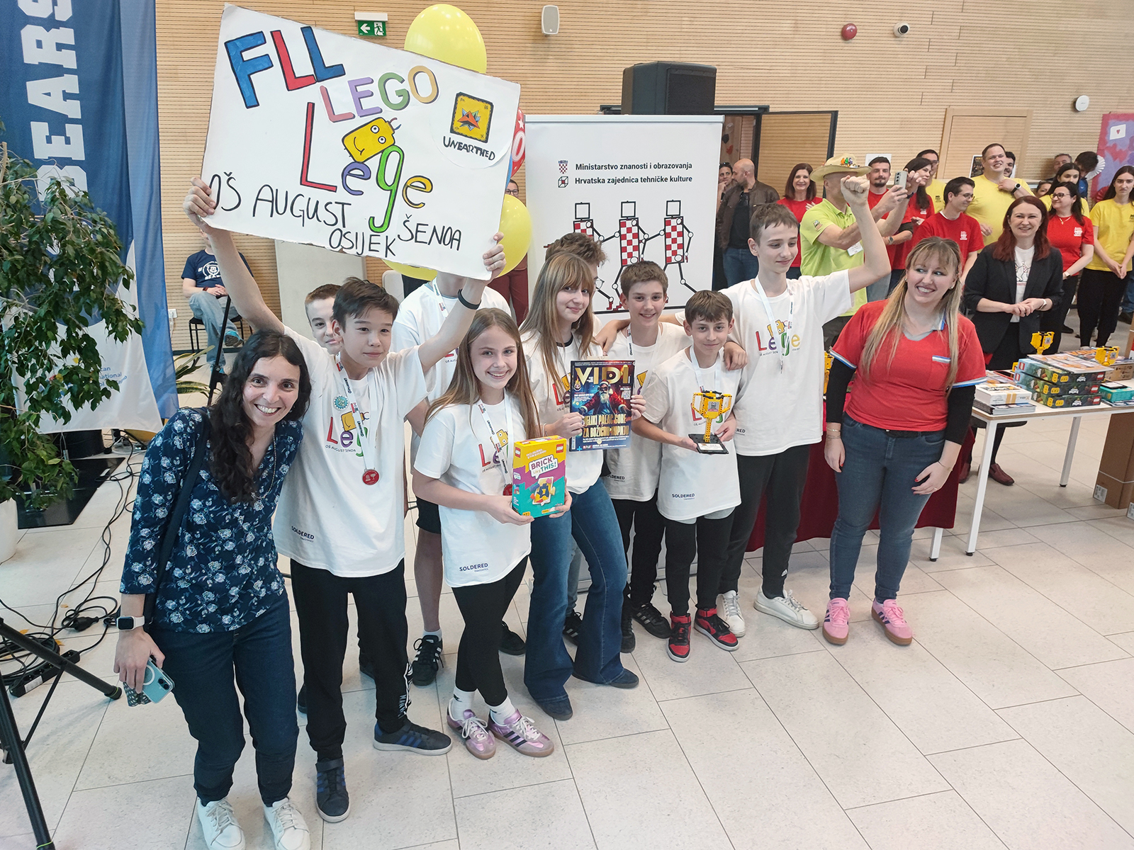 NajFLL štand - LEGE NajFLL štand - LEGE